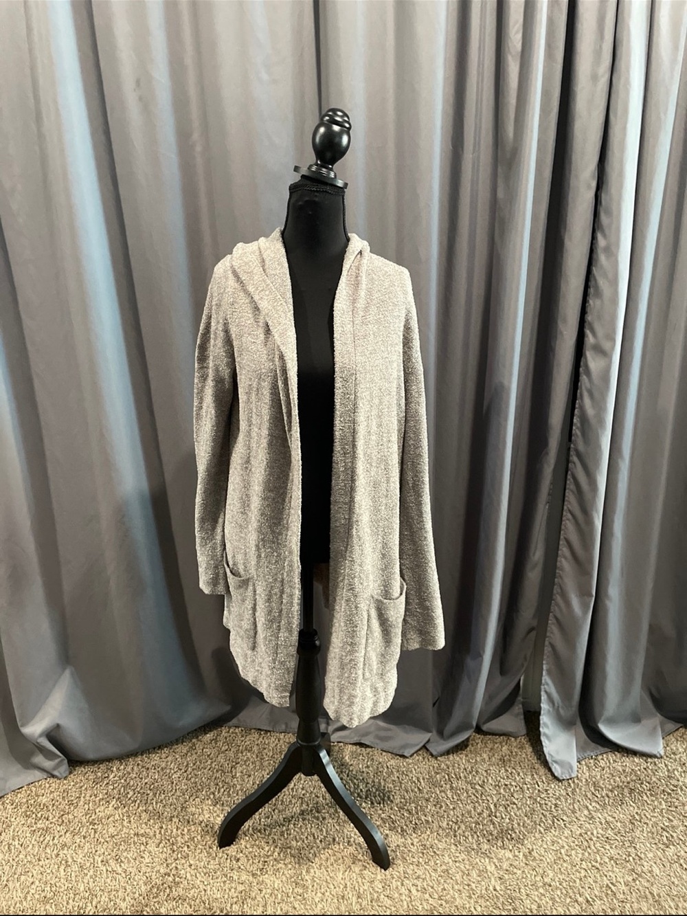 barefoot dreams, cozy, chic ultra lite open cardigan, size medium